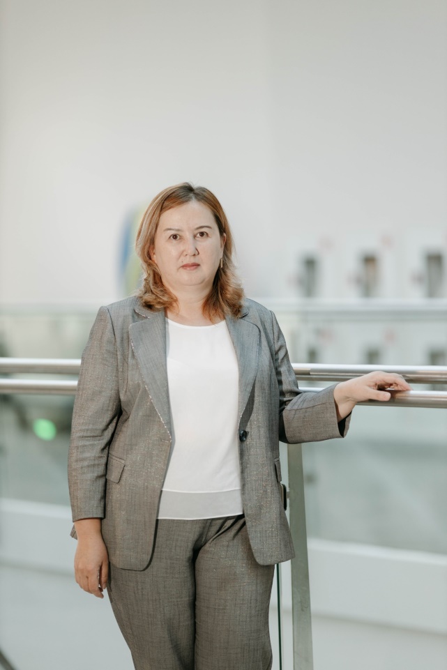 Маманова Алма Шарипуллаевна, PhD, ассоциированный профессор